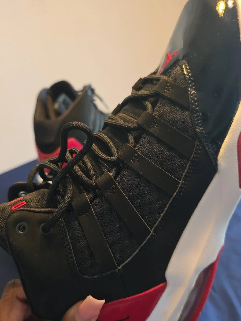 Jordan Max Aura (GS) Red-Black-White